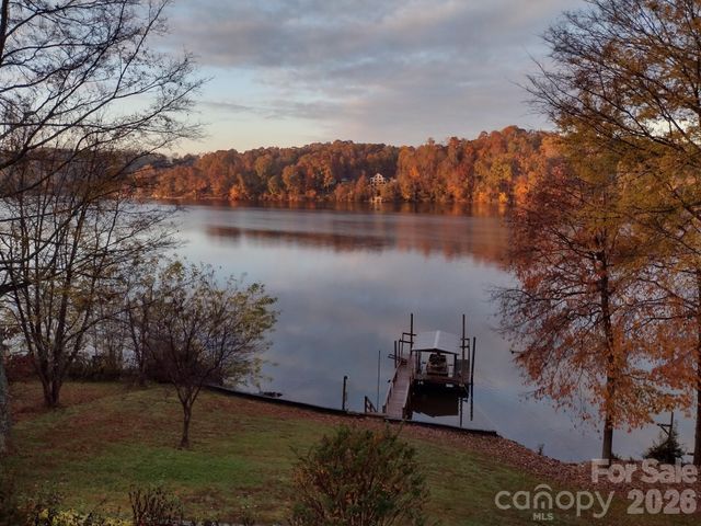 105 Mountain Aire Drive, Stony Point, NC 28678