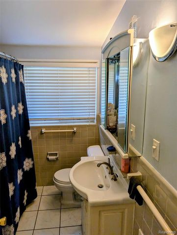 9085 Melrose Street, Livonia, MI 48150