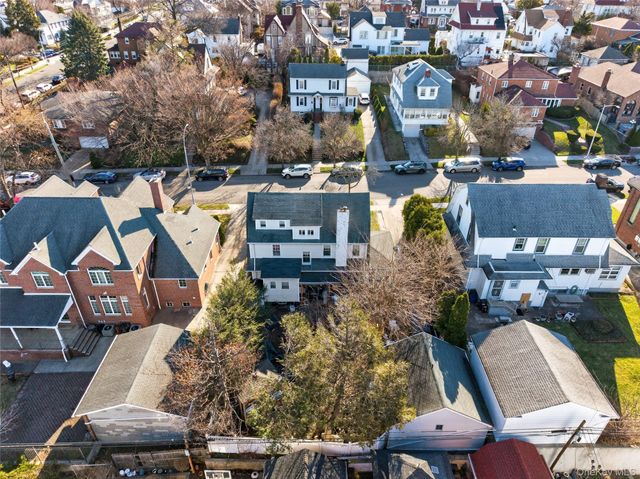 35-20 165th Street, Flushing, NY 11358