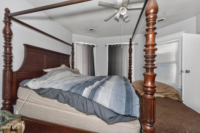 1063 Cutler Street, Schenectady, NY 12303