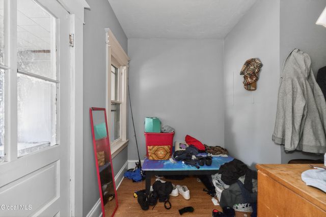 1063 Cutler Street, Schenectady, NY 12303