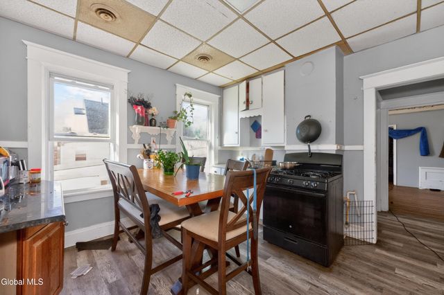 1063 Cutler Street, Schenectady, NY 12303