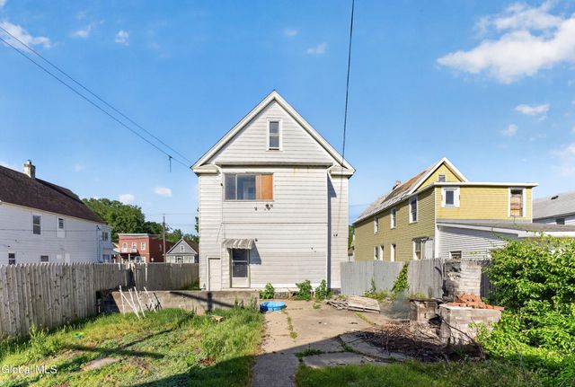 1063 Cutler Street, Schenectady, NY 12303