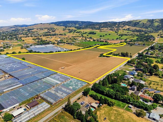 3115 B Leavesley Road, Gilroy, CA 95020