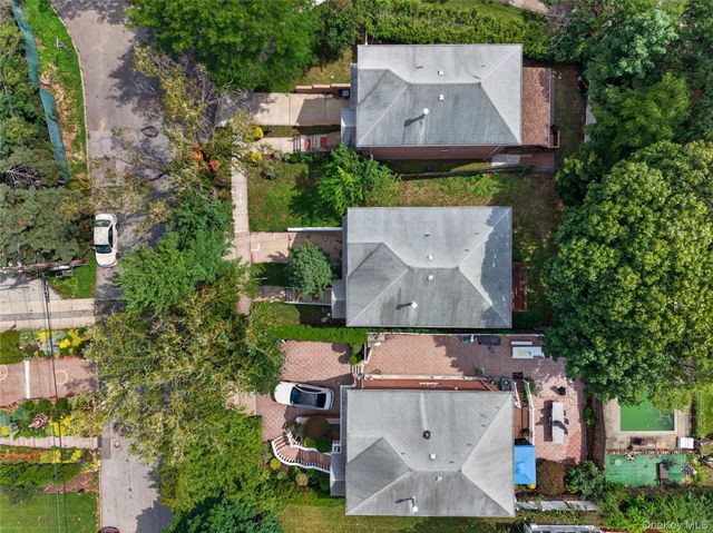 87-16 Palo Alto Street, Hollis, NY 11423