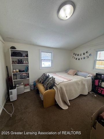 915 Tisdale Avenue, Lansing, MI 48910