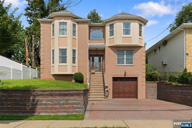 157 Woodridge Street, Wood Ridge, NJ 07075