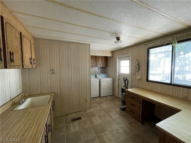 1402 Coronado Drive, Boulder City, NV 89005