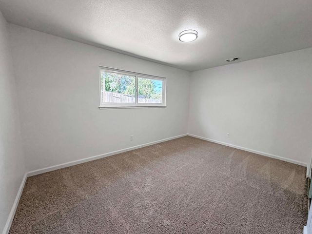 7827 Glen Tree Dr, Citrus Heights, CA 95610
