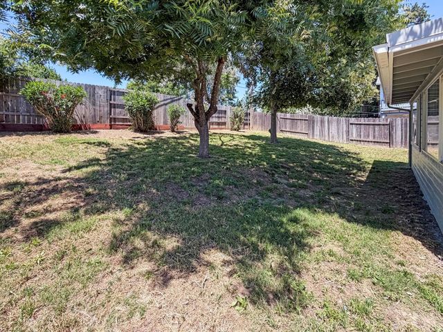 7827 Glen Tree Dr, Citrus Heights, CA 95610