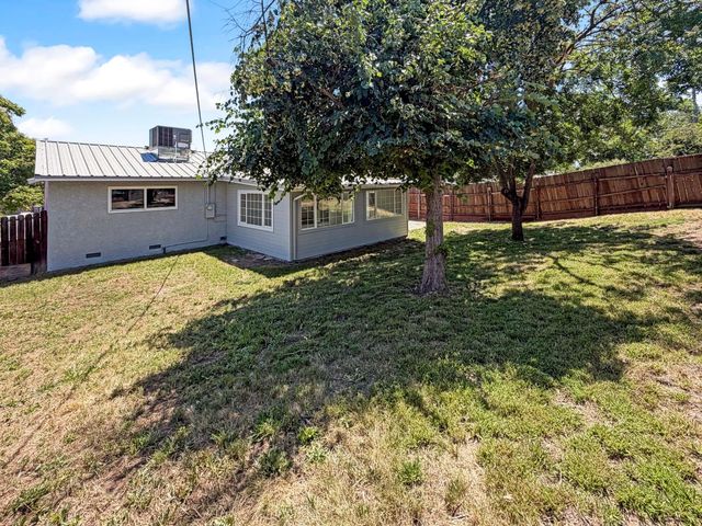 7827 Glen Tree Dr, Citrus Heights, CA 95610