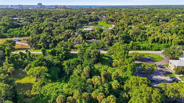 320 Mariana AVE, North Fort Myers, FL 33903