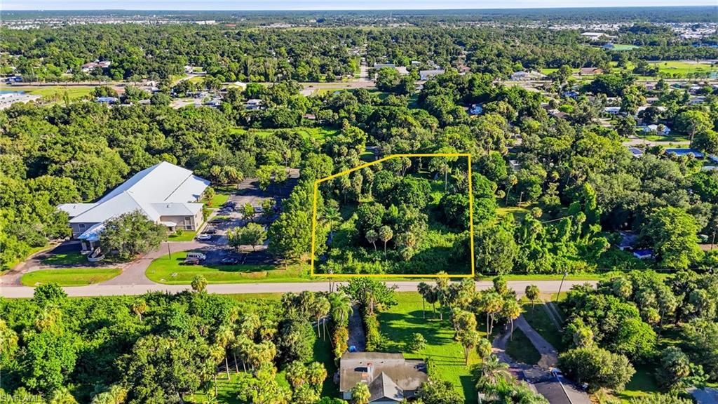 320 Mariana AVE, North Fort Myers, FL 33903