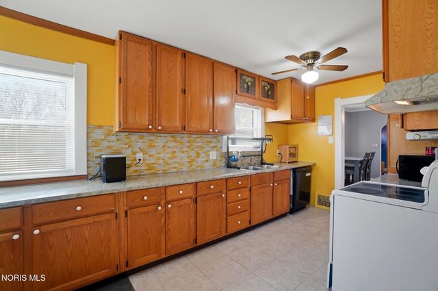 5704 Harvest Lane, Toledo, OH 43623