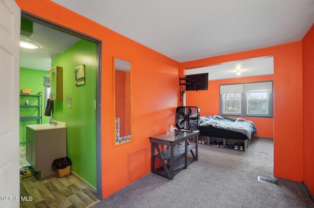 5704 Harvest Lane, Toledo, OH 43623