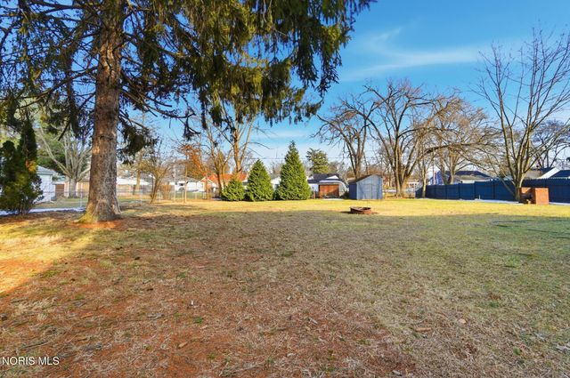 5704 Harvest Lane, Toledo, OH 43623