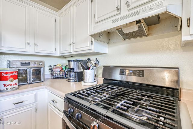 7108 CANYON RUN Drive, El Paso, TX 79912