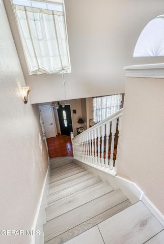 7108 CANYON RUN Drive, El Paso, TX 79912