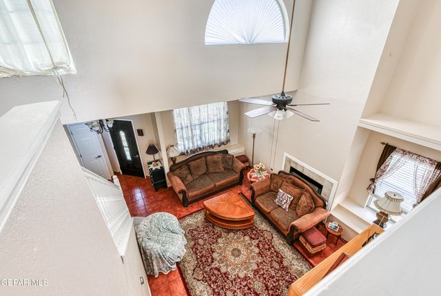 7108 CANYON RUN Drive, El Paso, TX 79912