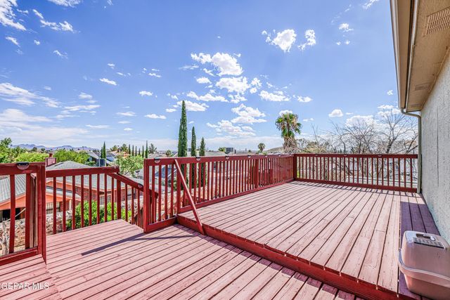 7108 CANYON RUN Drive, El Paso, TX 79912