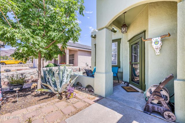 7108 CANYON RUN Drive, El Paso, TX 79912