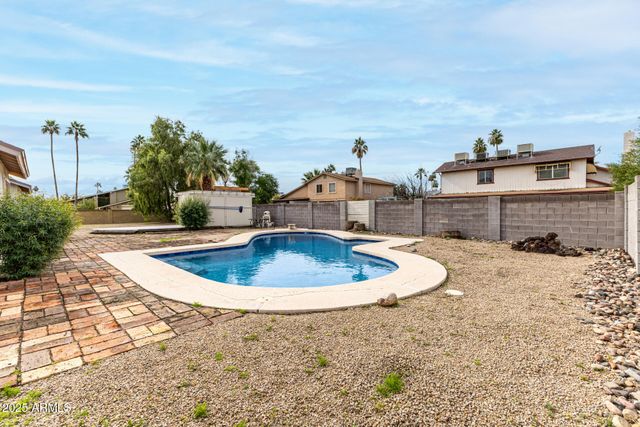 16216 N 33RD Drive, Phoenix, AZ 85053