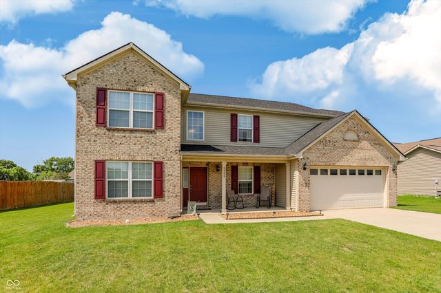 8446 Templederry Drive, Brownsburg, IN 46112