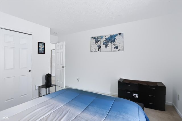 8446 Templederry Drive, Brownsburg, IN 46112