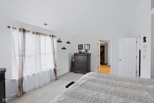 8446 Templederry Drive, Brownsburg, IN 46112
