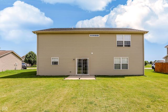 8446 Templederry Drive, Brownsburg, IN 46112