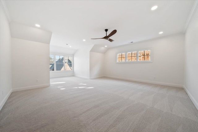 5037 HENRY HEIGHTS DR, Memphis, TN 38117