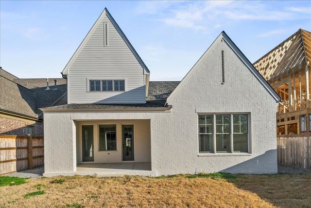 5037 HENRY HEIGHTS DR, Memphis, TN 38117