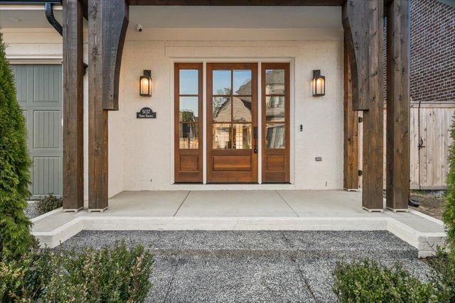 5037 HENRY HEIGHTS DR, Memphis, TN 38117