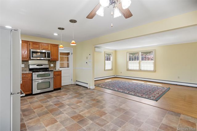 403 Hillside Avenue, West Sayville, NY 11796