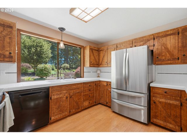 50136 Se WEBER Rd, Sandy, OR 97055