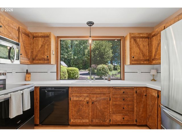 50136 Se WEBER Rd, Sandy, OR 97055