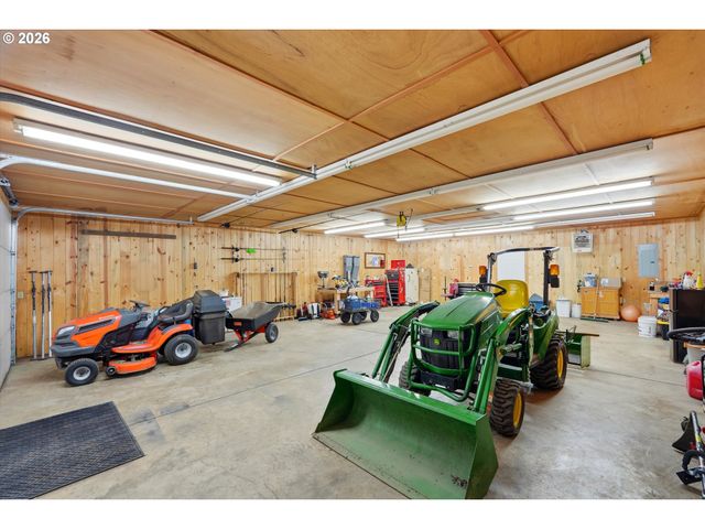50136 Se WEBER Rd, Sandy, OR 97055