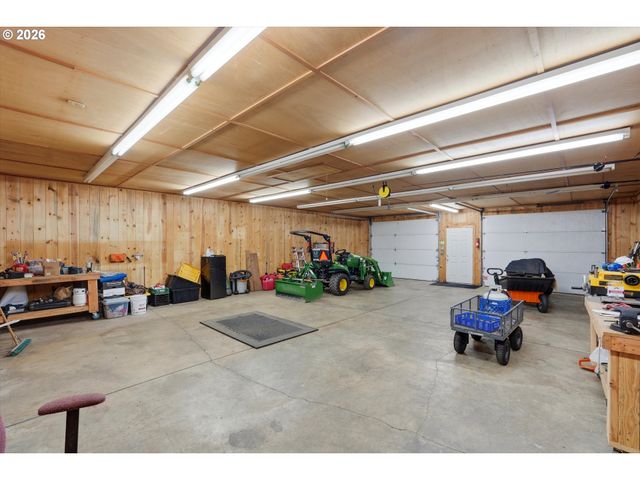 50136 Se WEBER Rd, Sandy, OR 97055