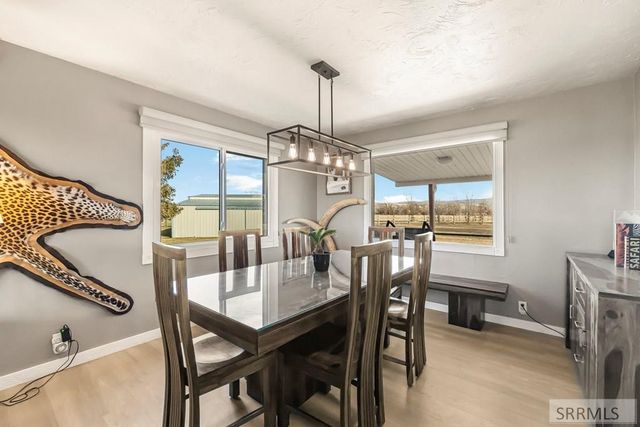 7965 s 3rd E, Idaho Falls, ID 83404