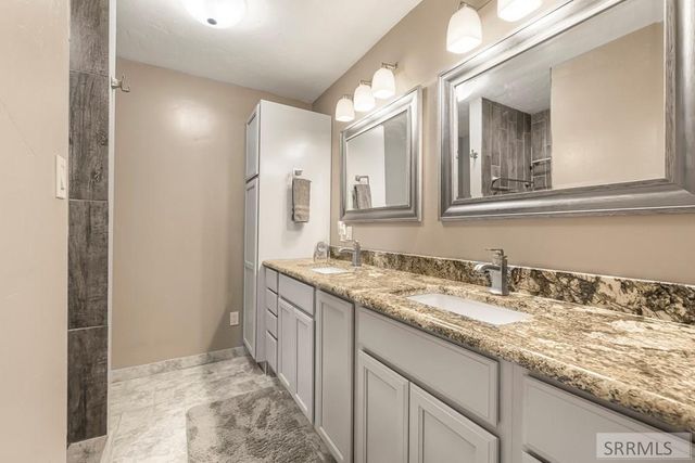 7965 s 3rd E, Idaho Falls, ID 83404