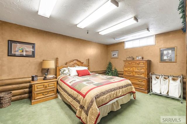 7965 s 3rd E, Idaho Falls, ID 83404