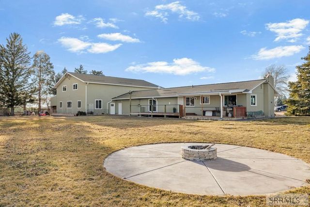 7965 s 3rd E, Idaho Falls, ID 83404