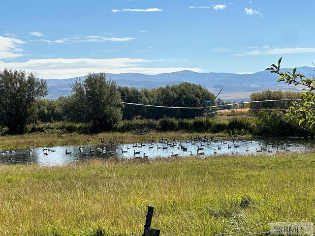 7965 s 3rd E, Idaho Falls, ID 83404