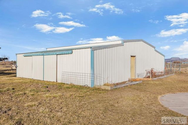 7965 s 3rd E, Idaho Falls, ID 83404