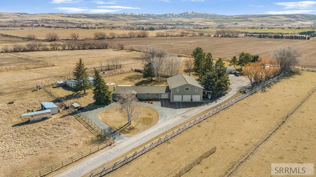 7965 s 3rd E, Idaho Falls, ID 83404