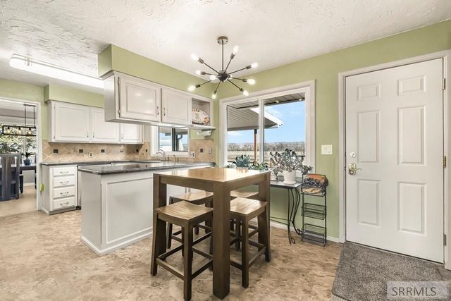 7965 s 3rd E, Idaho Falls, ID 83404