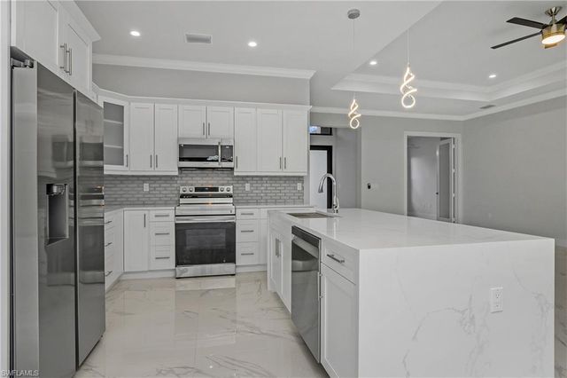 791 14th ST NE, Naples, FL 34120