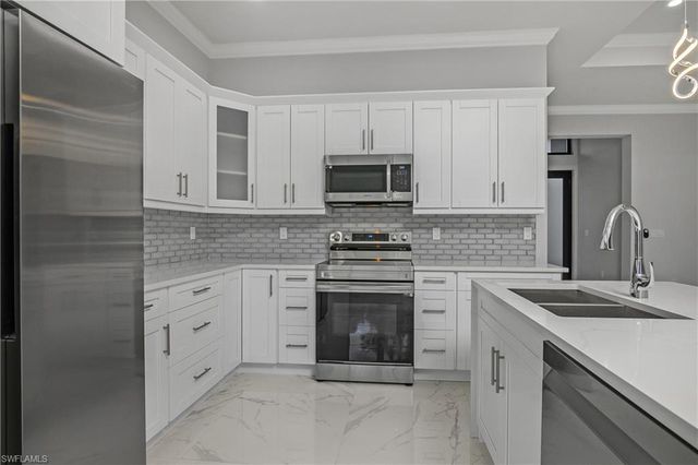 791 14th ST NE, Naples, FL 34120