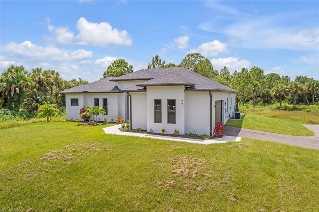791 14th ST NE, Naples, FL 34120