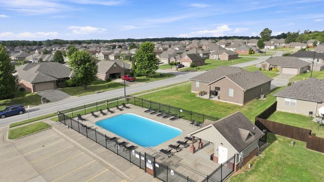 1340 S Rome Avenue, Republic, MO 65738